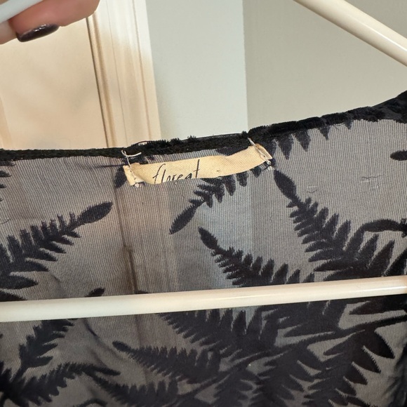 Floreat Sheer Black Fern Velvet Pattern Kimono - Picture 3 of 3